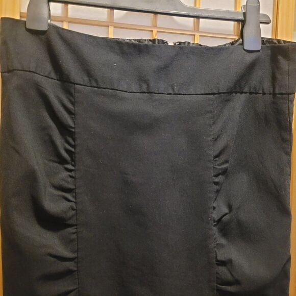 Stoosh Womens/Juniors Black Ruched Seams Stretch Straight Skirt Sz 13 - Picture 3 of 7